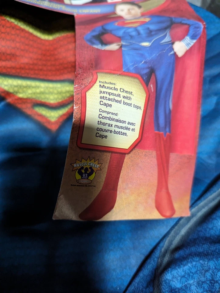 Rubíes Niños Niño Superman Hombre de Acero Deluxe Músculo Halloween Disfraz Talla M Foto 2 de 4
