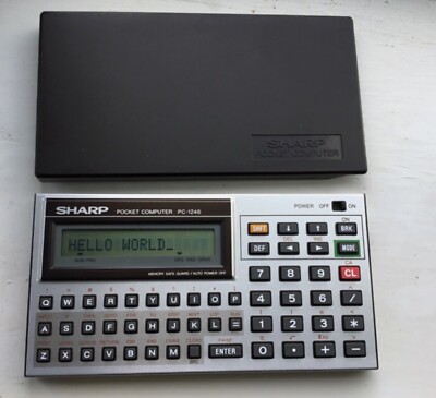 Retro Sharp PC 1246 Taschencomputer.