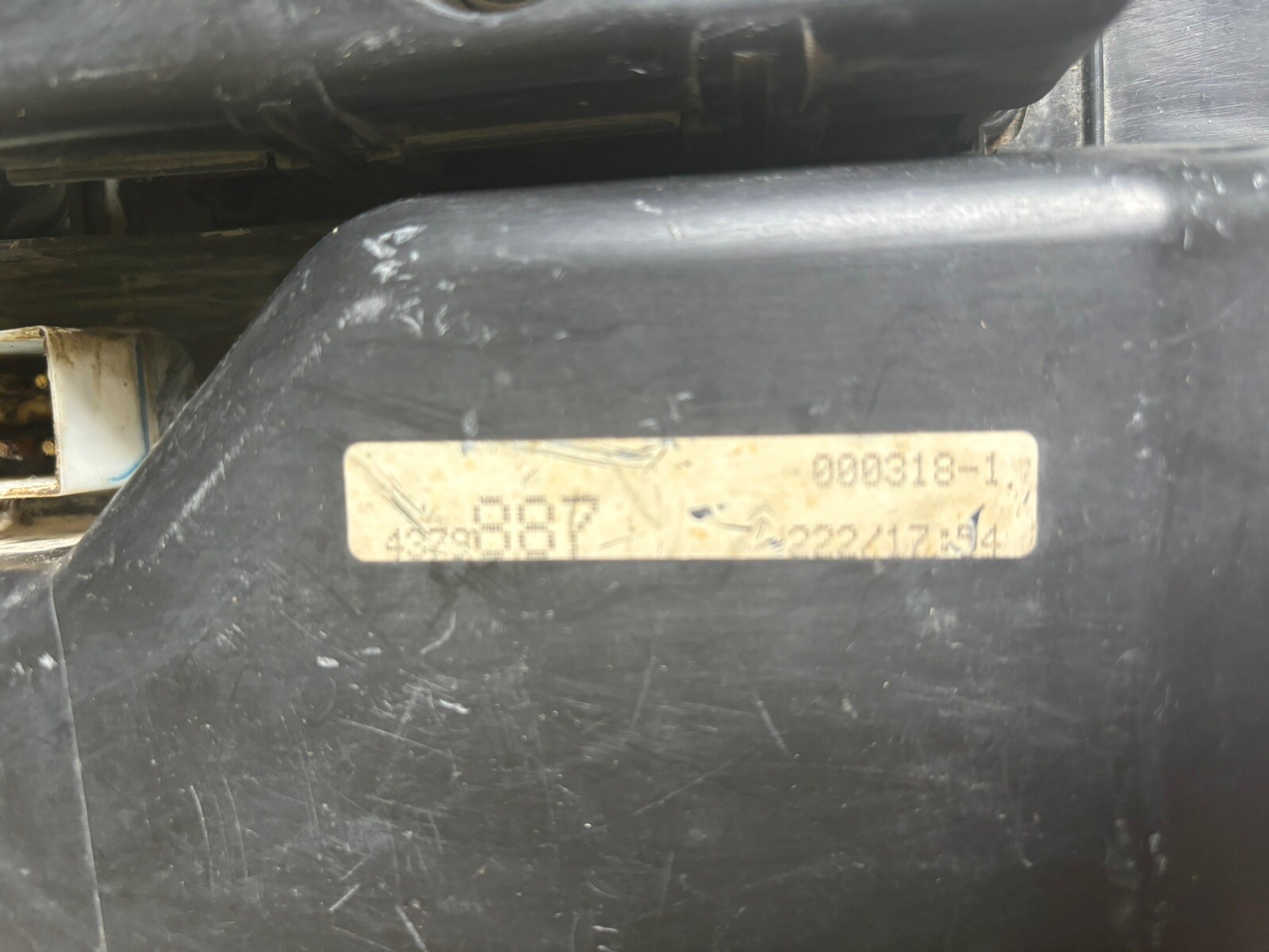 1989 Dodge RAM Truck Van Ramcharger 5.2 318 PCM at Engine Computer  