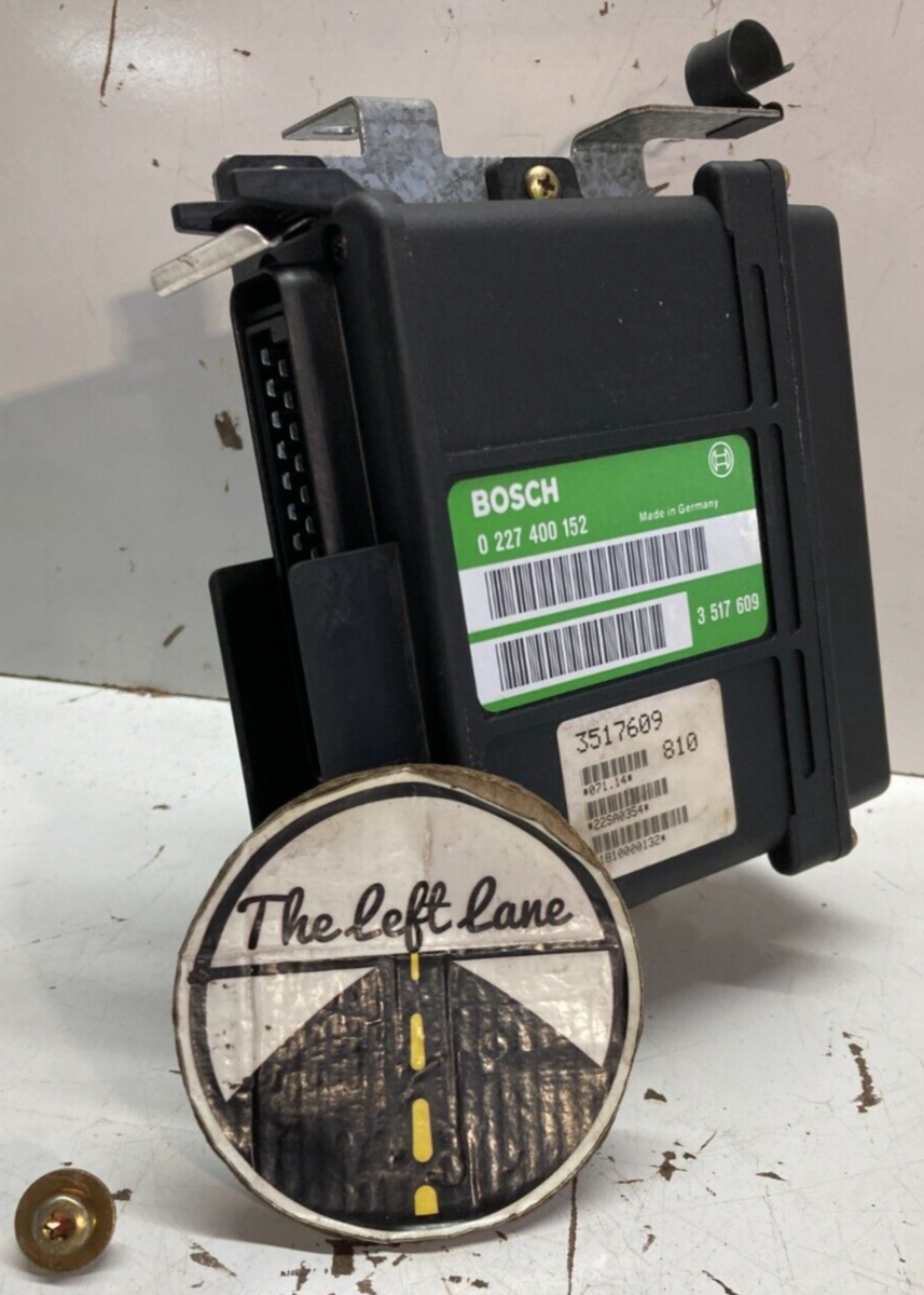 1990 Volvo 740 GLE B234 EZK Ignition Control Unit Module 90
