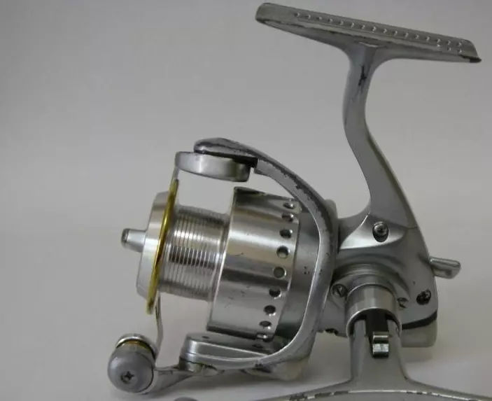 Shimano 98 Stella 2500 Spinning Reel Fishing Reel Used Good