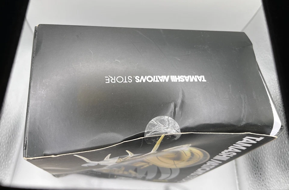 Saint Seiya Myth Cloth EX Dragon Shiryu Pano de Bronze DOURADO.LIMITADO Caixa de Danos - Imagem 3 de 4