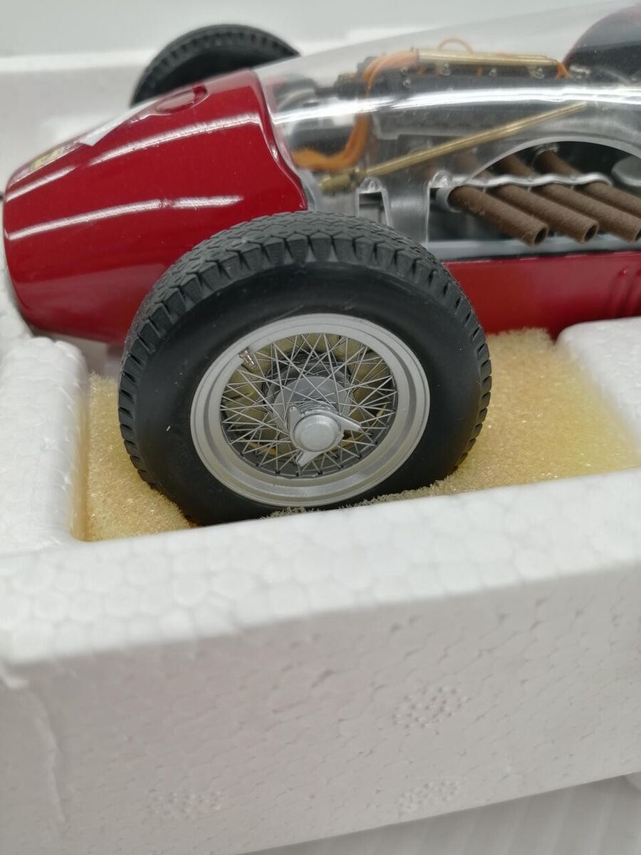 Exoto 1/18 Ferrari 500 F2 #15 Motorbox 1952 Winner British Exoto 1/18 Ferrari 500 F2 #15 Motorbox 1952 Winner British