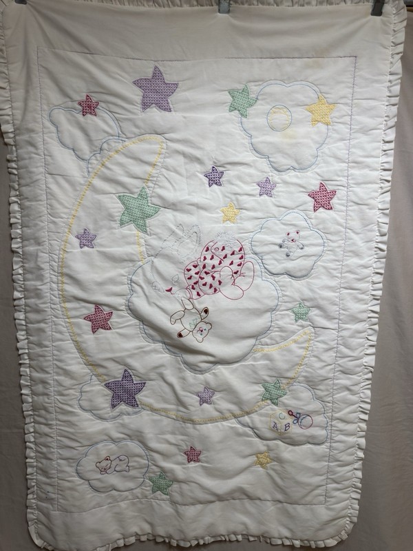 Vintage Handmade Hand Quilted Embroidered Baby Quilt 37x56 baby  #918