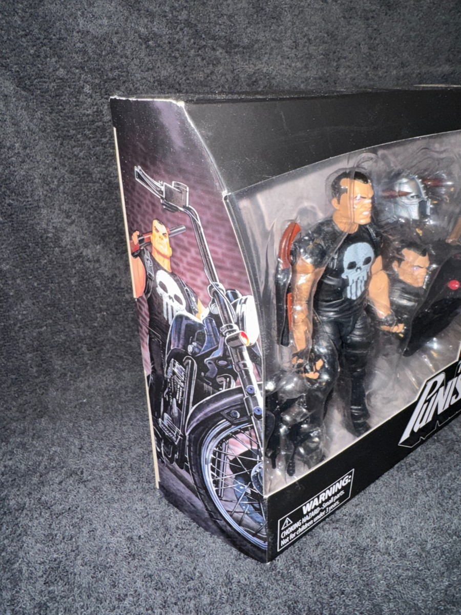 THE PUNISHER Marvel Legends Figure with MOTORCYCLE BOXED SET