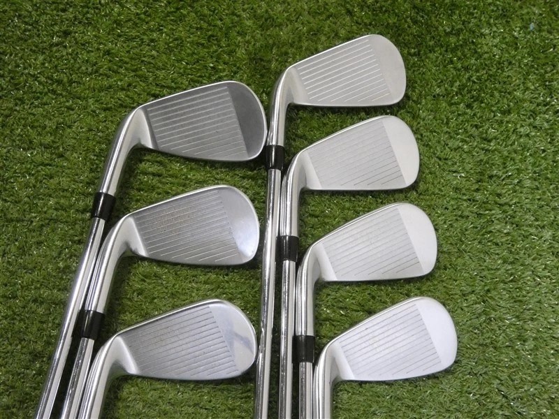 Titleist 718 AP3 Irons 5-P & 48* W AMT Black S300 Stiff Steel with Mid Grips +1" - Image 3 of 4