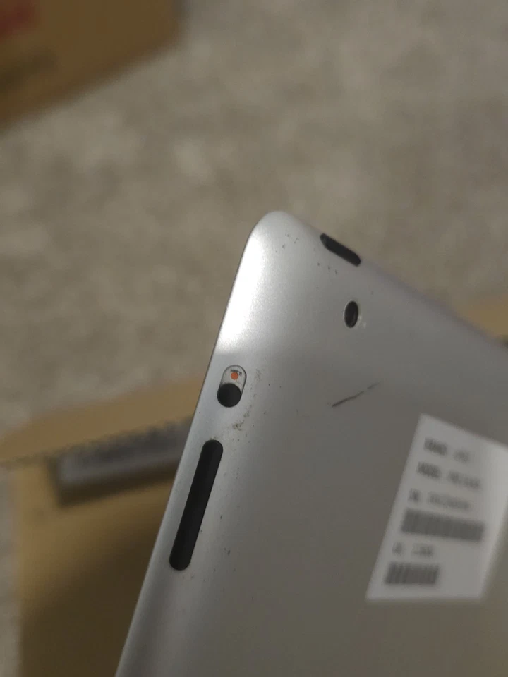 Apple Ipad 2 In Silver 16gb - Image 4 of 4