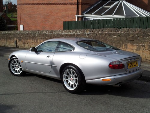 GORGEOUS 51 REG JAGUAR XKR XK XK8 4.0 SUPER-CHARGED COUPE / PX - Picture 2 of 12