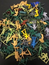 ARMY. COWBOY,  INDIAN Random Plastic Toy Lot