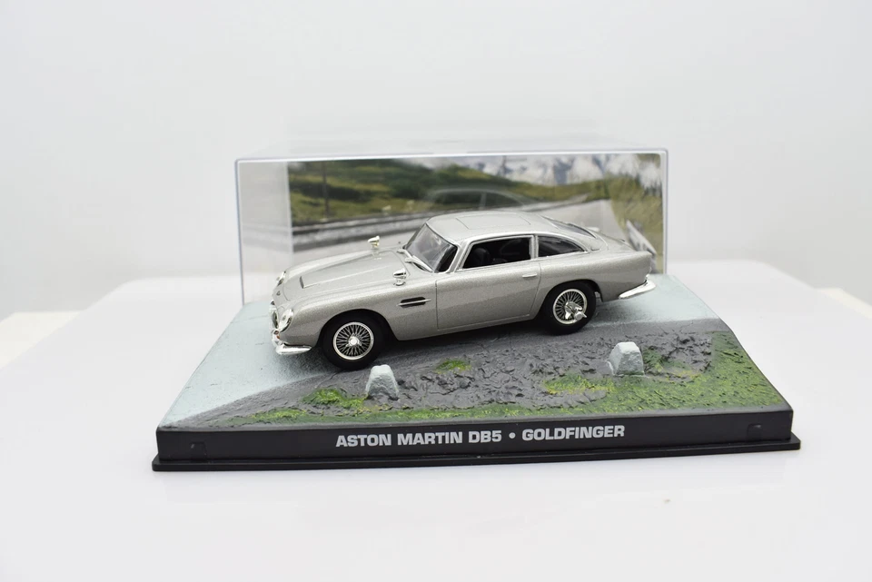 Modellini auto dei film 007 James Bond scala 1:43 ASTON MARTIN DB5 collezione - Immagine 2 di 4