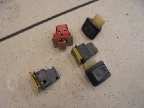 B1. Honda Tact 50 AF24 Indicator Switch Handlebars Light Indicator Horn Switch