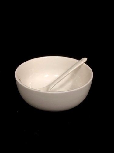 Dipping bowls Set of 7 ( 3 Bowls +3 Spoons +Tray ) White China Quality Porcelain - Picture 3 of 5