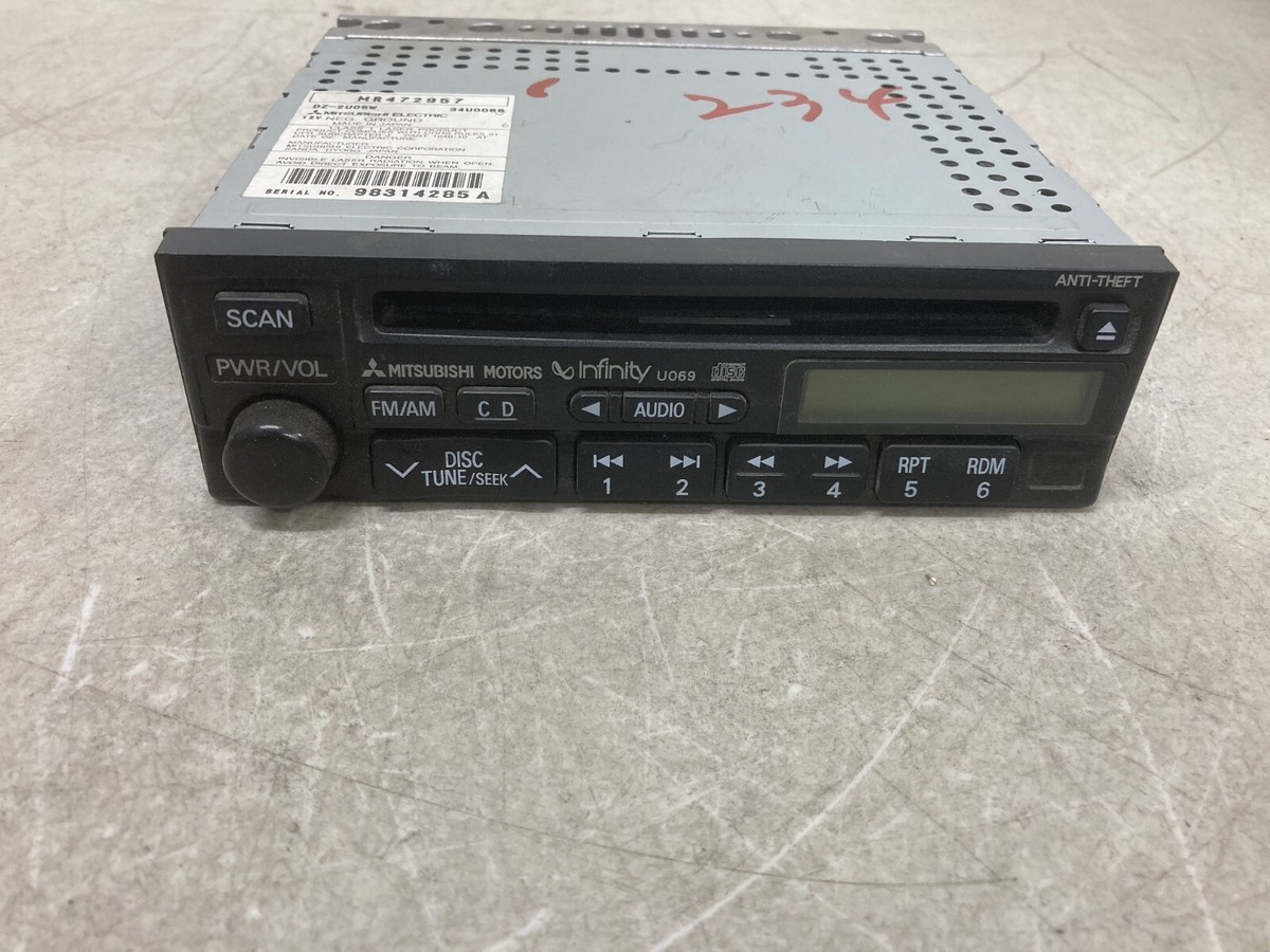 Mitsubishi Infinity Radio Stereo Receiver AM FM CD Player DZ