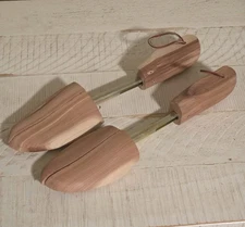 Vintage Rochester NH Cedar Shoe Trees Split Toe Shoe Keeper Fit 8.5 Boots