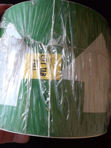 Brady 91290 Pipe Marker Tape White Arrows On Green Vinyl 4" - Picture 5 of 5