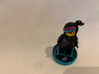 Lego Dimensions Wyldstyle Minifigur mit Sockel +++VERSANDKOSTENFREI++++ ohne PC