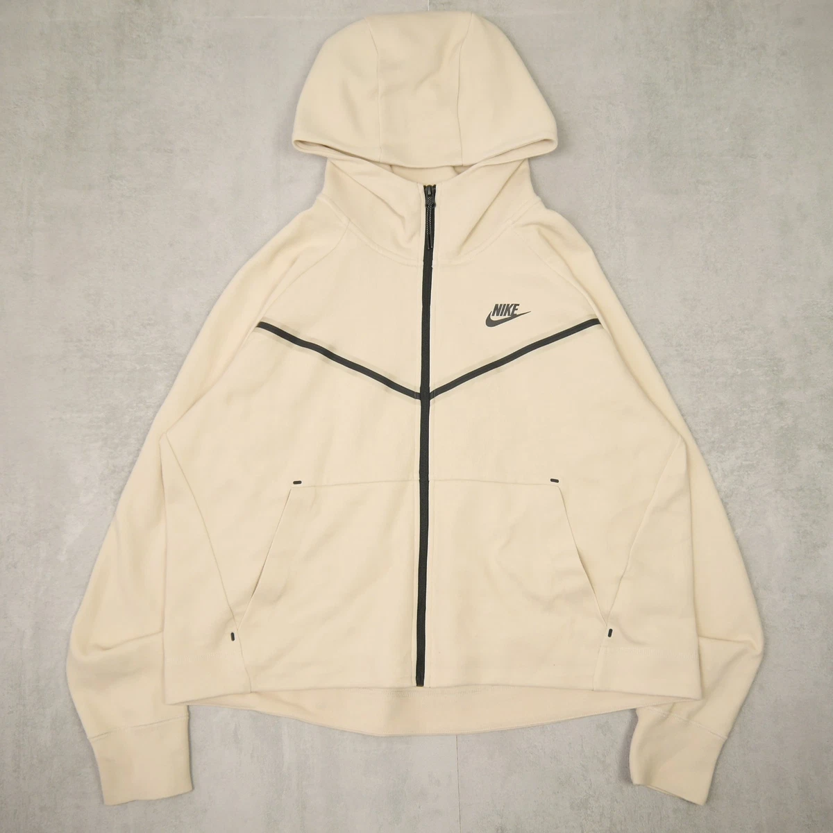 Nike Tech Fleece Trainingsanzug Herren L Beige Regular Fit Sportwear Tracksuite