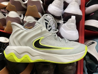 NEU Gr.45 Nike Giannis Immortality 4 Light Silver/Volt/Black