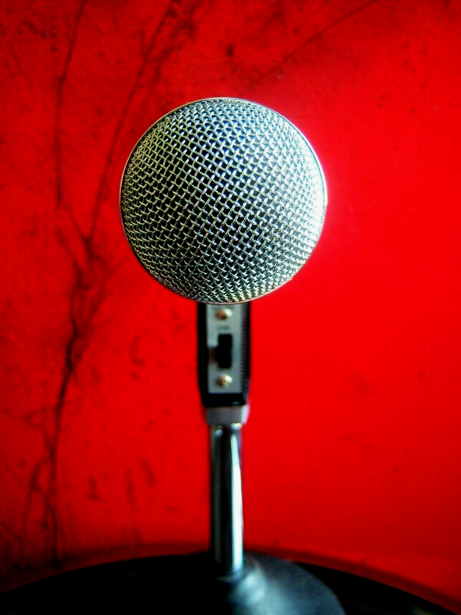 Vintage 1970's Shure 565S Dynamic cardioid microphone w