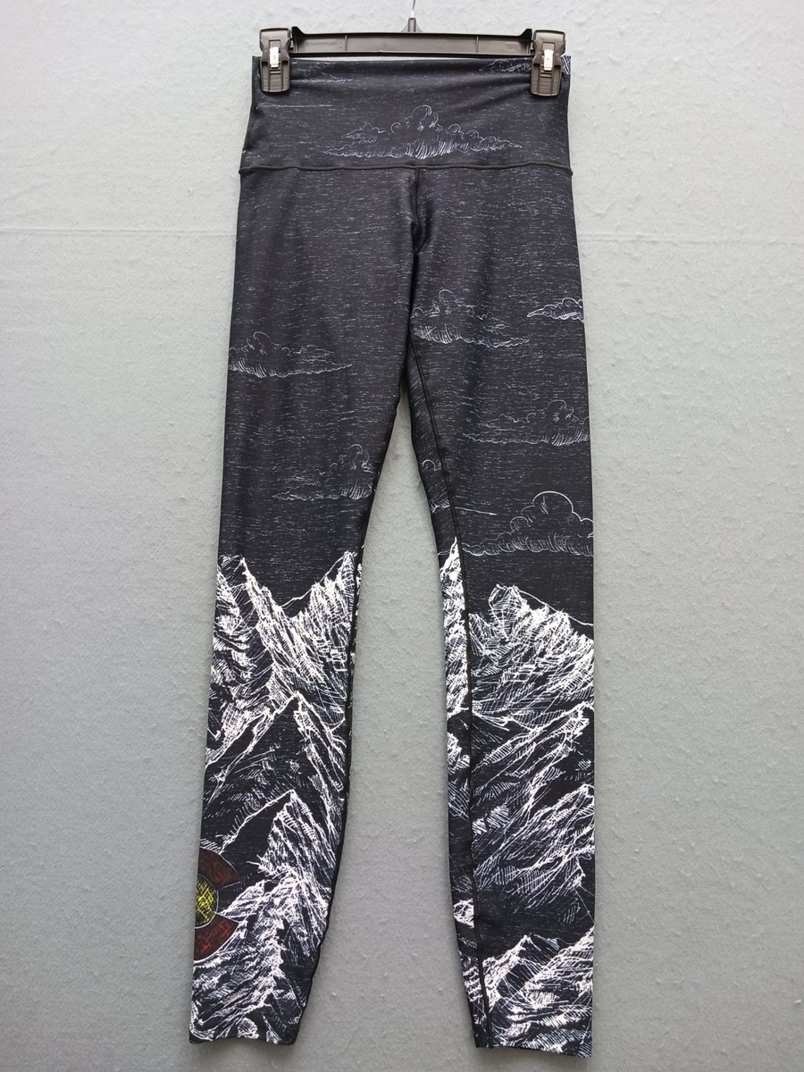Colorado Threads Women Leggings Size M Gray Mountain Print Stretch