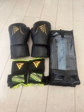 adidas boxing gloves 8oz black/gold