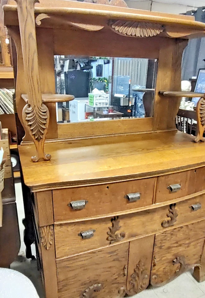 Late 1800's Eastlake Oak cabinet hand carved and dovetailed Americana - Image 3 of 4