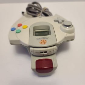 Sega Dreamcast Controller with VMU Memory Card and Tremor Pack