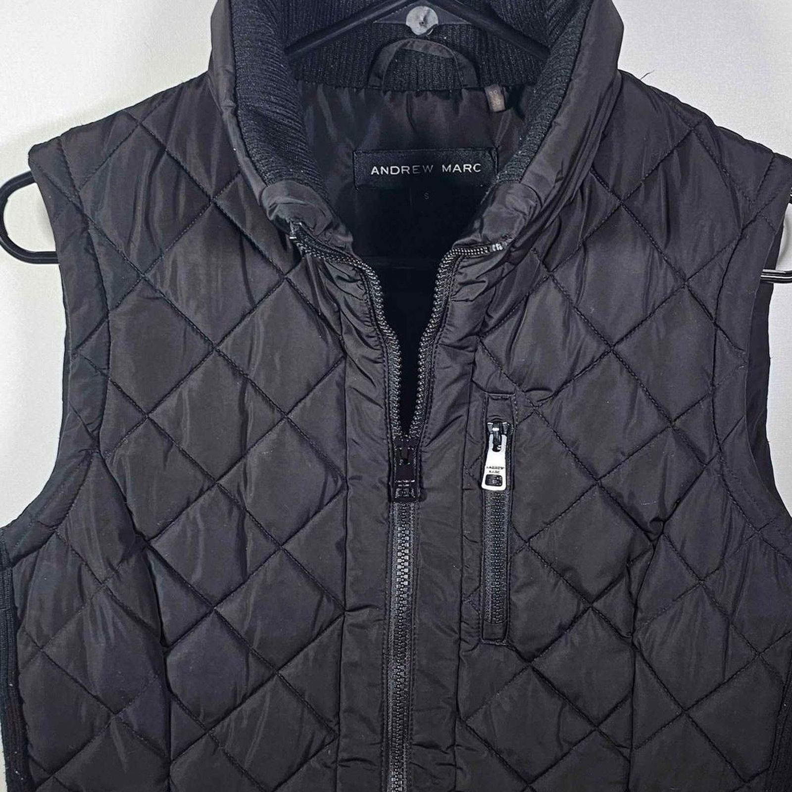 Black Andrew Marc Zip Up Womens Small Vest.
