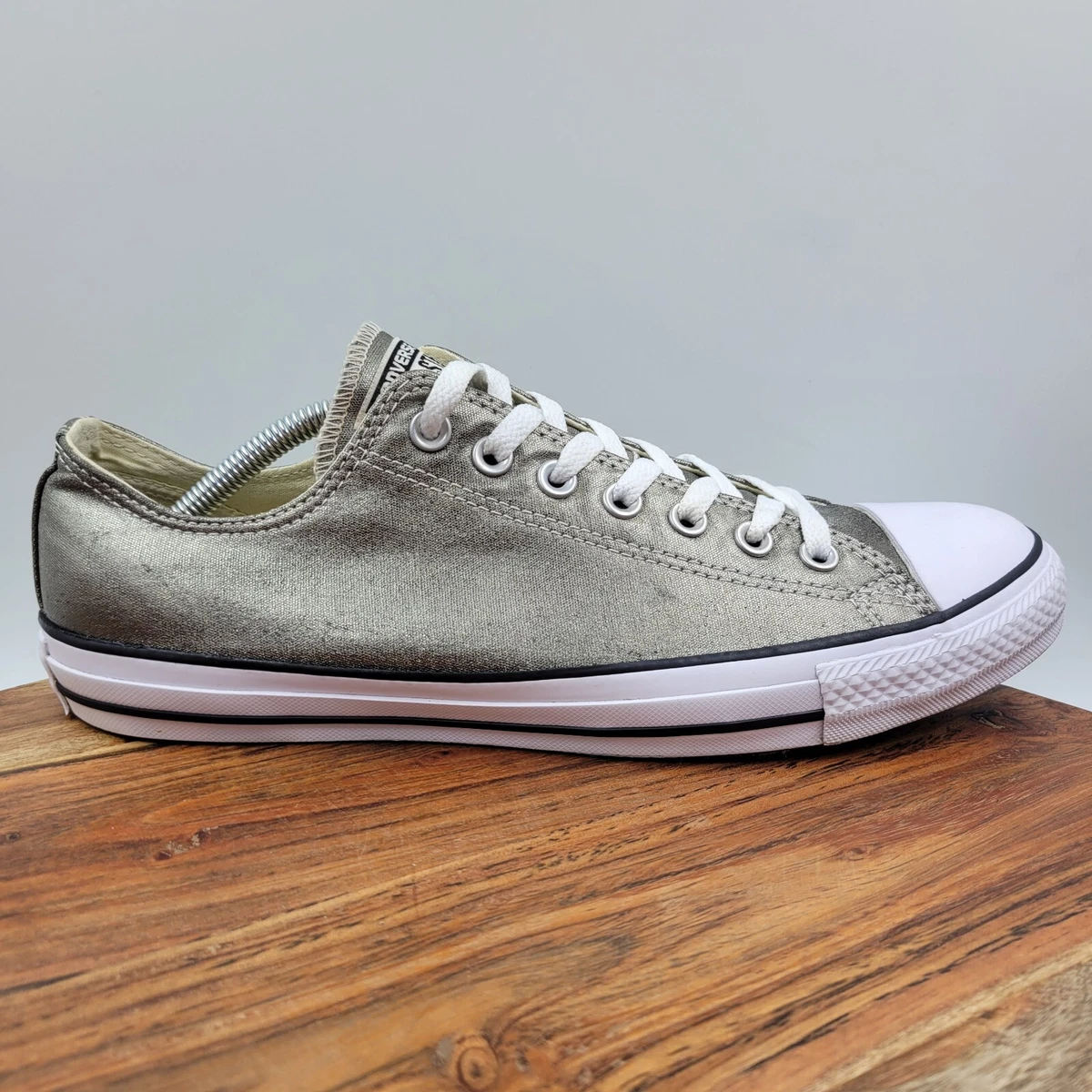 Mens silver best sale converse