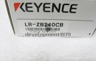 Ein Neu KEYENCE Lichtschranke LR-ZB240CB LRZB240CB