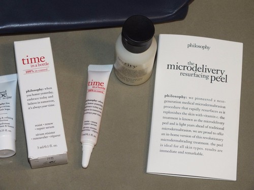 PHILOSOPHY FACIAL SKINCARE WITH LOVELY COSMETIC BAG BN - Picture 3 of 3