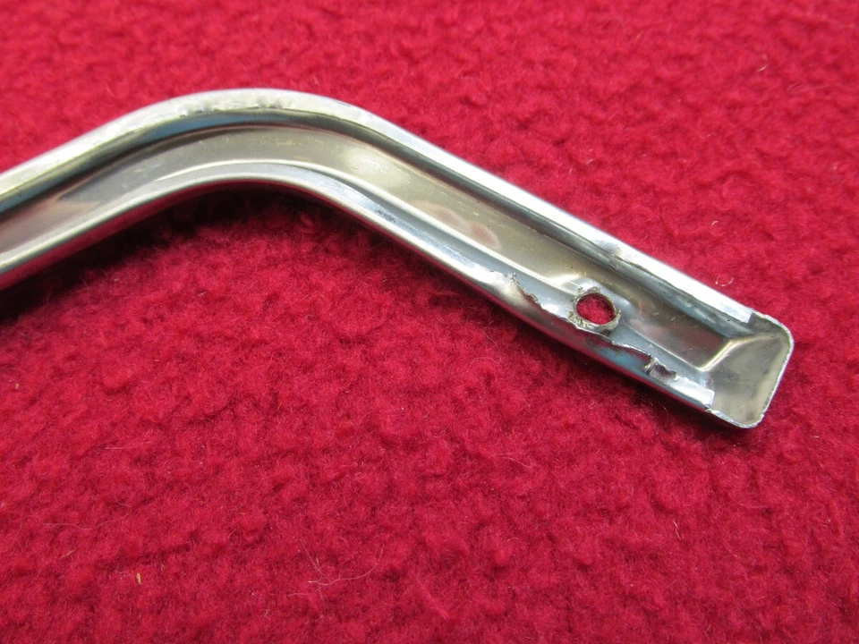 NOS 63 CADILLAC SERIE 62 K-N-D PARK AVENUE MOLDURA INTERIOR PUERTA CROMADA Foto 4 de 4