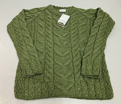 Aran Mills Supersoft Merino Wool Plaid Weave Crew Neck Sweater in Moss Green