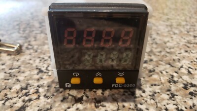 FUTURE DESIGN CONTROLS 9300-411113 TEMPERATURE CONTROLLER