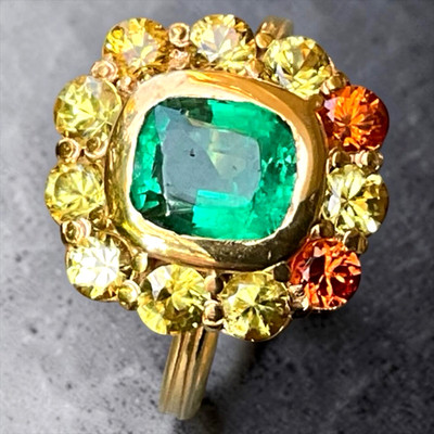 Wunderschöner, Smaragd   Ring mit  gelben    Saphiren   - Ring   Gr 55  /Neu