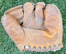 Phil Rizzuto Model 4230 Vintage 3 Finger Leather Baseball Glove New York Yankees