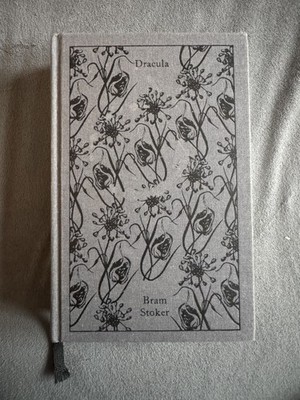 Dracula (Penguin Clothbound Classics) by Bram Stoker (2004-09-09) by Stoker Bram
