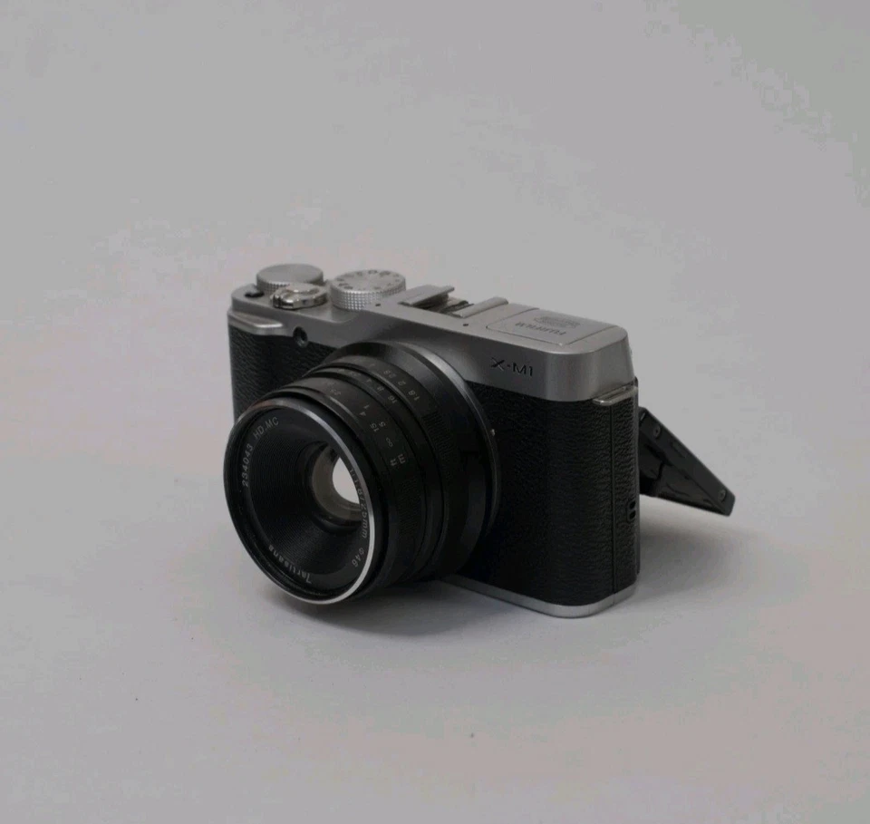 Fujifilm X-M1 Digitalkamera 16 3 MP Silber + 7Artisan 25mm f1.8 Top Zustand - Bild 4 von 4