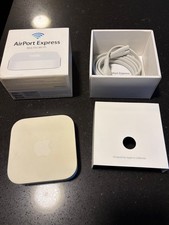 Apple MC414LL/A AirPort Express 802.11n Wireless Base Station/AP A1392 w/ Box