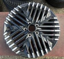 1 x Genuine Nissan Leaf EV ZE1 19-24 17” Alloy Wheel Rim 6.5J ET45 6WK6B 2