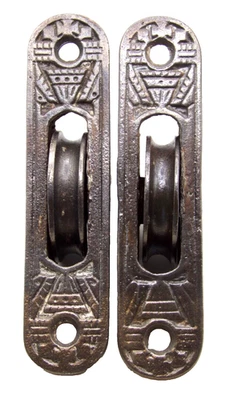 Kenrick antique old cast iron Axle Sash pulley's 1 3/4 inch (ML597) - Image 1 of 4