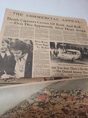 DEATH of ELVIS PRESLEY NEWSPAPER, MEMPHIS PRESS-SCIMITAR, August 17, 1977 - Picture 4 of 7