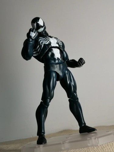 NEW Venom Movie Comic Ver. Figure Venom & Black suit Spider-Man 6" Action Figure - Picture 12 of 23