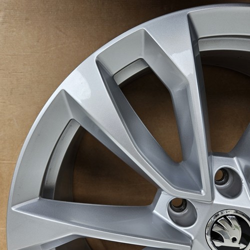 1 original Skoda Kodiaq 19 Zoll Alufelge 7x19 ET43, 565601025AK Procyon, 235/50 - Bild 2 von 14