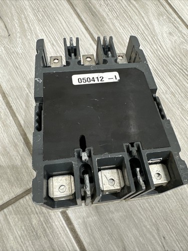 Eaton ED3150 Interruttore automatico 150 A 3 poli 240VAC 125VDC custodia stampata - Foto 9 di 13