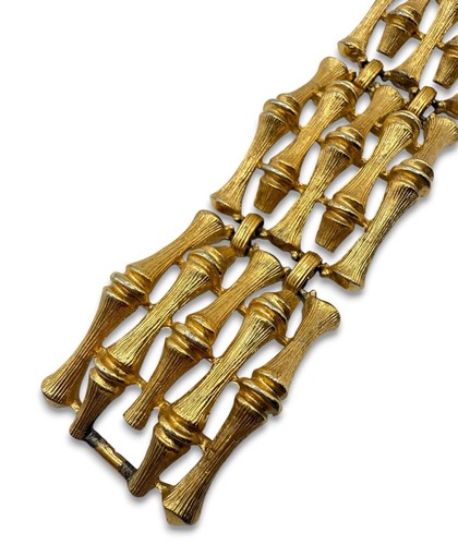 Vintage 70’s Gold Tone Bamboo Textured Panel Bracelet By Emmons - Picture 3 of 6