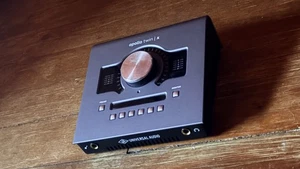 Universal Audio Apollo Twin X Duo Gen 2 Thunderbolt Universal Audio Apollo Twin X DUO Gen 2 Thunderbolt Audio Interface with UAD DSP
