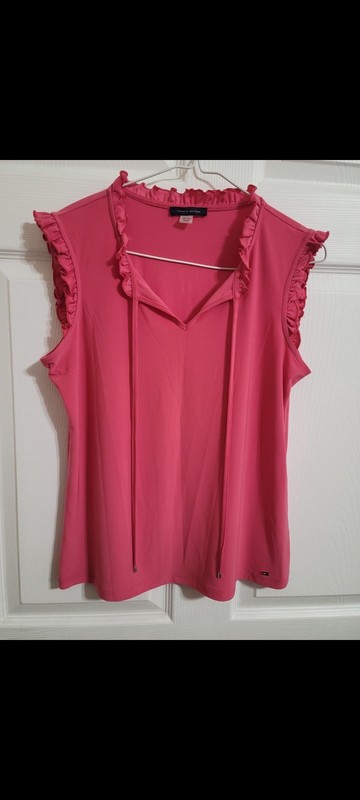 Tommy Hilfiger Women's Pink Sleeveless Blouse M