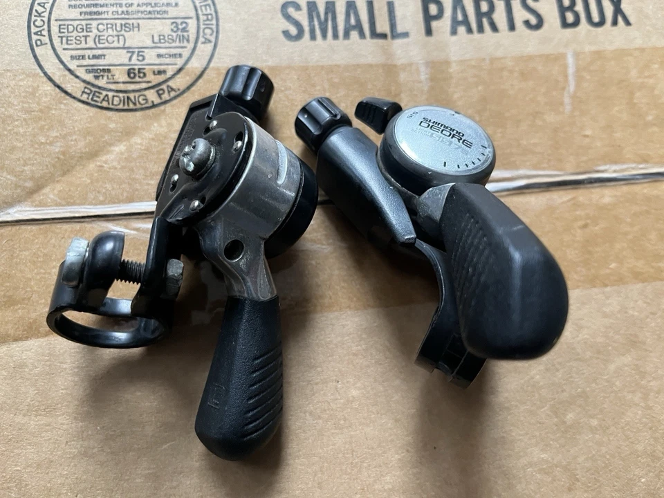 Vintage Shimano Deore Light Action SIS 7S SL-MT62 Thumb Shifters Pair Japan 7 - Image 2 of 4