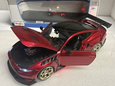 Maisto 1/18 Ford Mustang GTD 2025 Rossa Metallizzato - Diecast Edizione Speciale